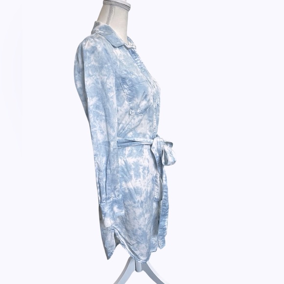 Guess Long Sleeve Shonda Skirt Dress - Picture 4 of 6